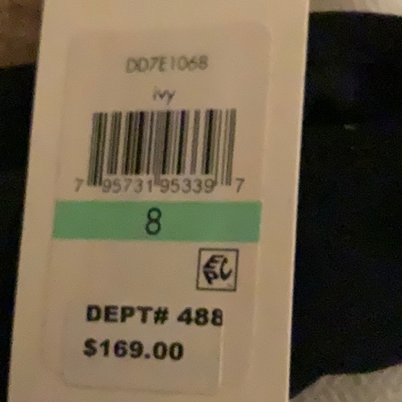 Off white DKNY dress, lined… size 8 BRANDNEW!!! With tag🌟 - Picture 7 of 7